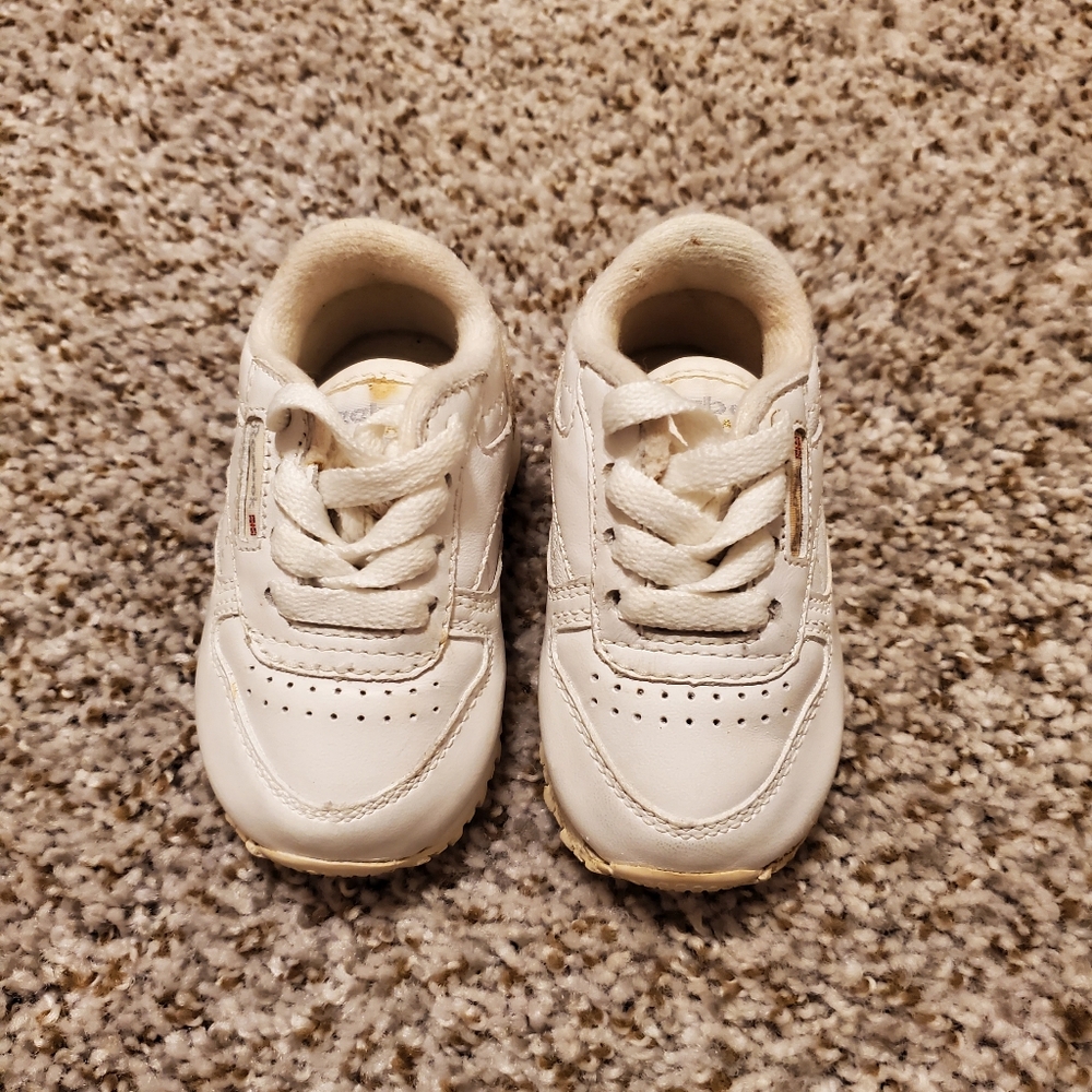 Reebok Classic size 2c
